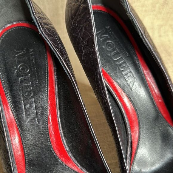 Alexander McQueen Oil Slick Heels - Picture 4 of 7